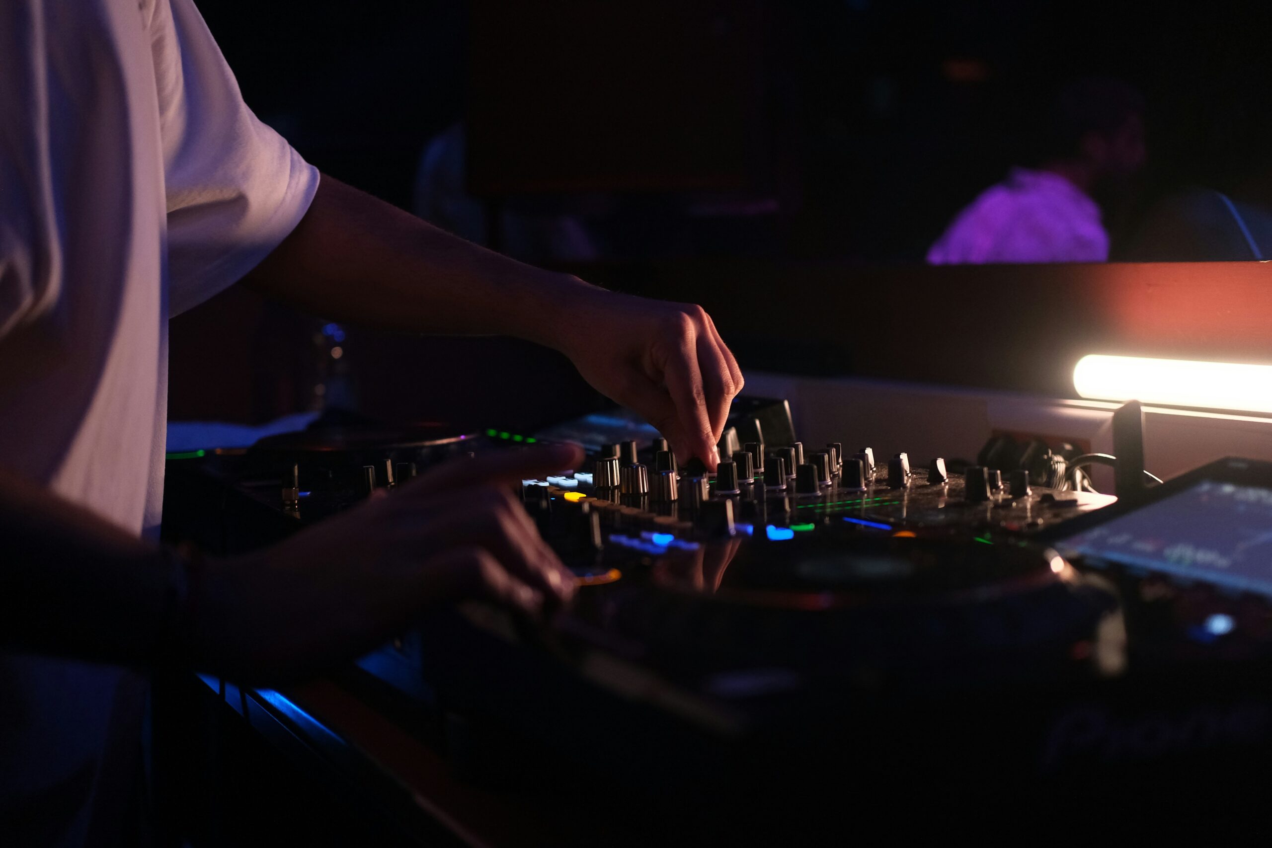 Hello World Featured Image